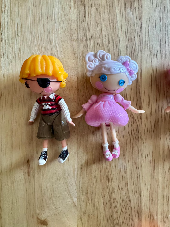 Huge Mini & Littles Lalaloopsy Lot – 100+ Vintage MGA Dolls – Rare Collection – Complete Set for Collectors